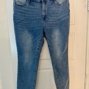 Nicole Miller Blue Skinny Jeans with Distressed Details